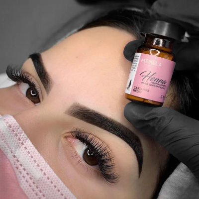 Menela Sourcils Henné 2,5g Châtain Moyen