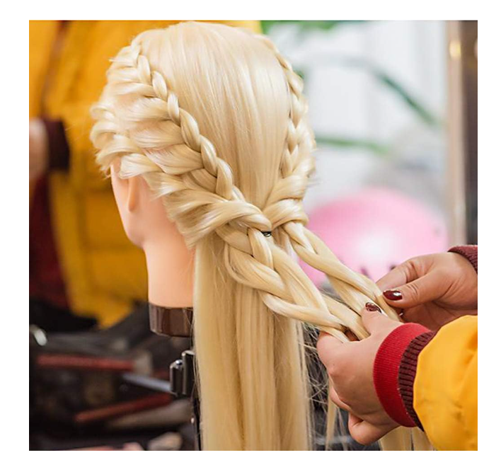 Tête de mannequin 60 cm avec 80 % de vrais cheveux avec support de table + accessoires